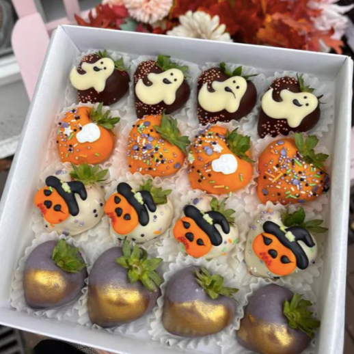 Halloween 16 pieces Box